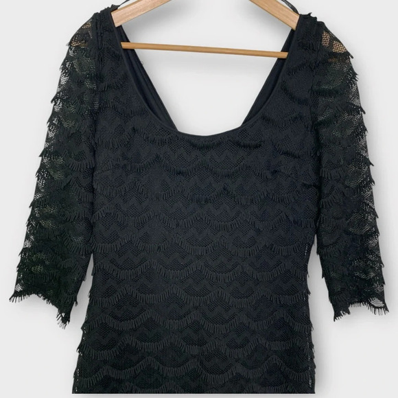 Guess Kira Lace Mini Dress - Picture 4 of 10